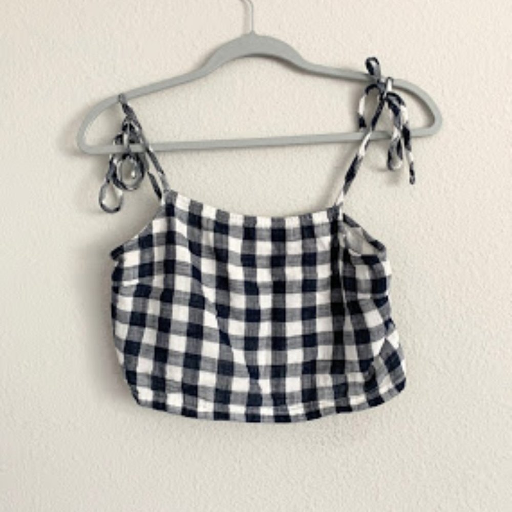 CROP TOP TIE STRAPS